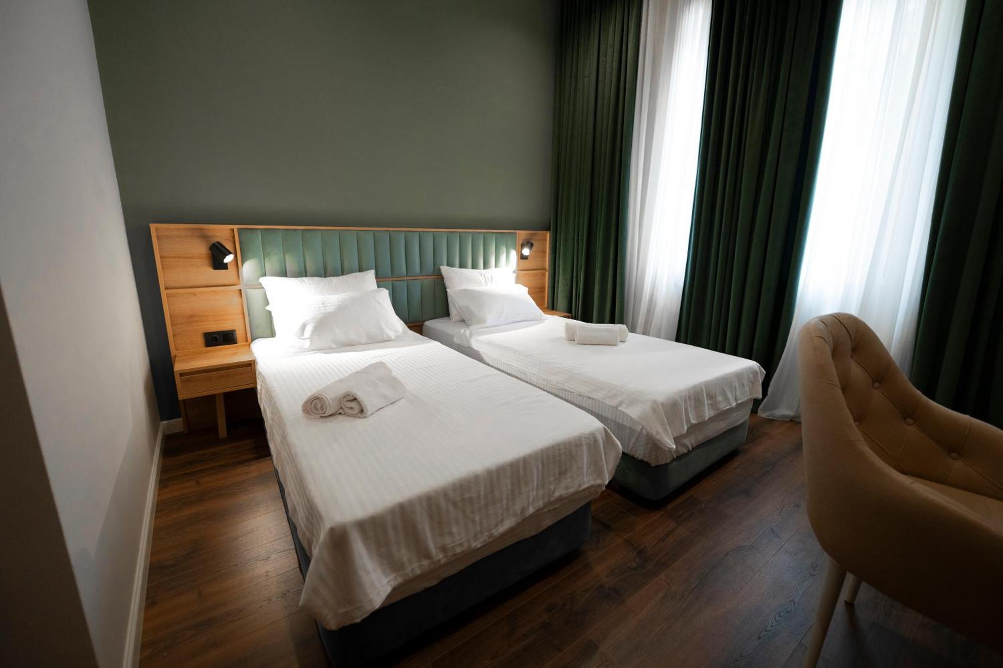 Central Hotel Κουτάισι Εξωτερικό φωτογραφία