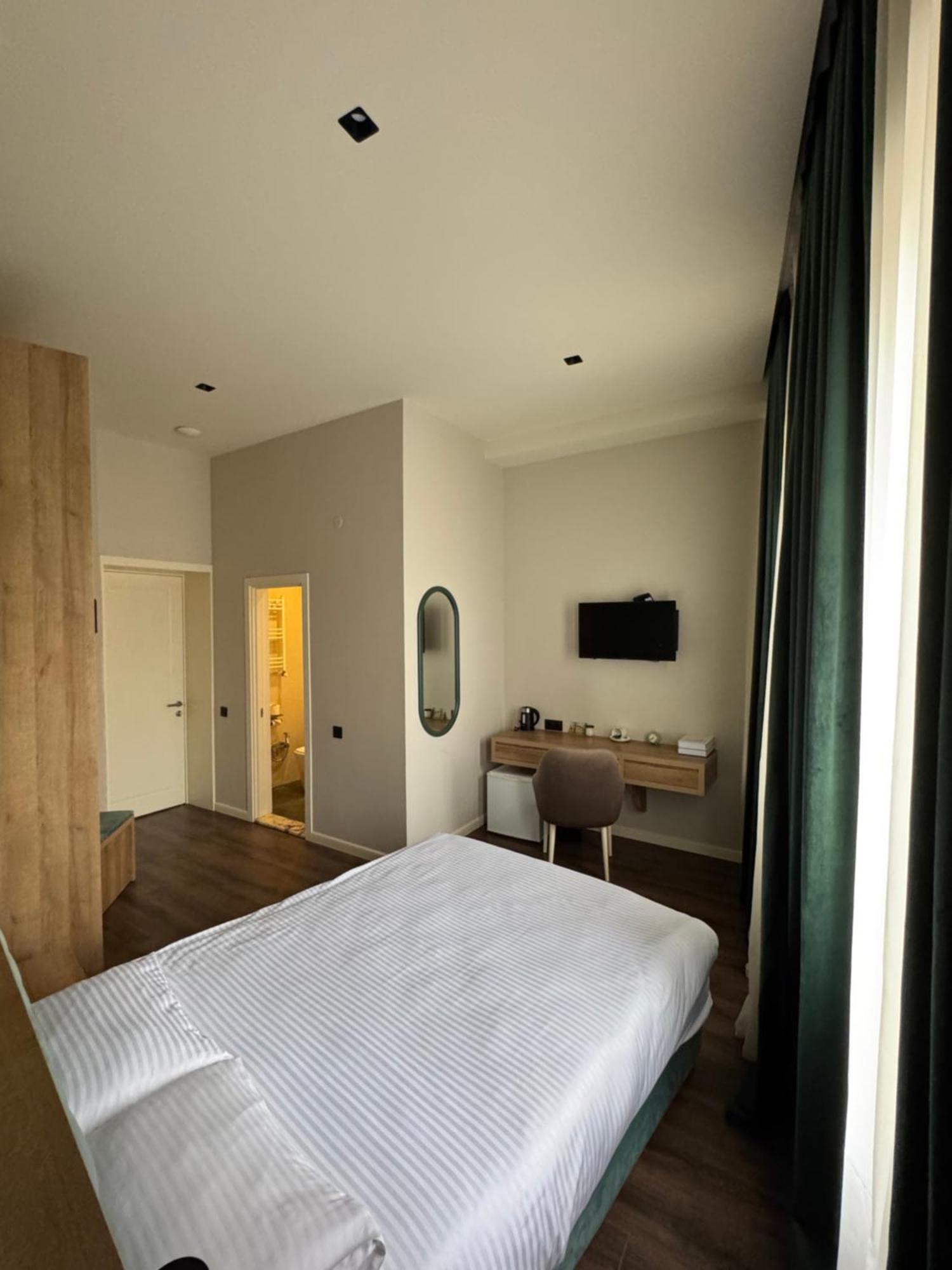 Central Hotel Κουτάισι Εξωτερικό φωτογραφία